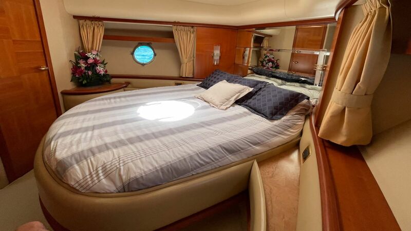 AZIMUT 62